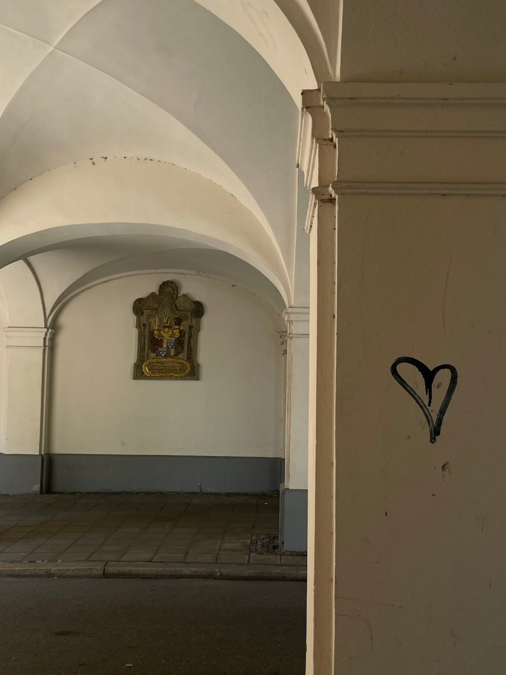 Between Books &&nbsp;Beds